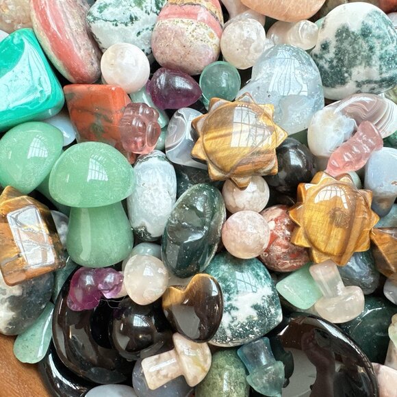Magical Forest Crystal Confetti Scoop | 1/4 Cup Scoop - Picture 2 of 6
